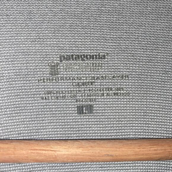 Patagonia Capilene Men's Base Layer Shirt SZ L Gray Performance Hiking Climbing - Picture 3 of 7